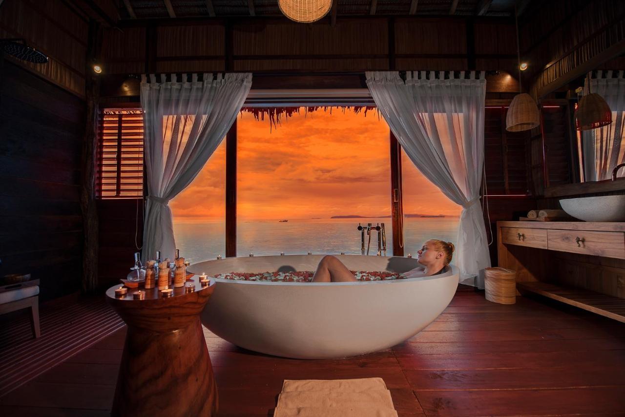 Papua Paradise Eco Resort Pulau Birie エクステリア 写真